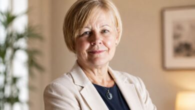 Sue Armstrong